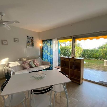 C037-Nice Studio With Garden And Parking - Near Beach คานส์ ภายนอก รูปภาพ