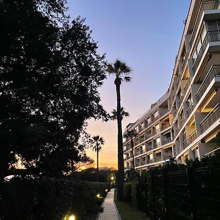 C037-Nice Studio With Garden And Parking - Near Beach คานส์ ภายนอก รูปภาพ